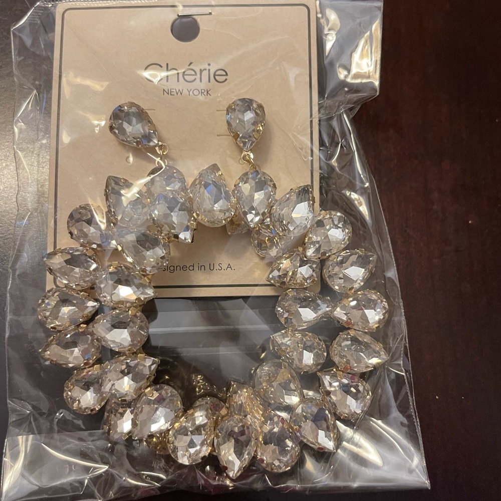 Gold and Clear Rhinestone Earrings